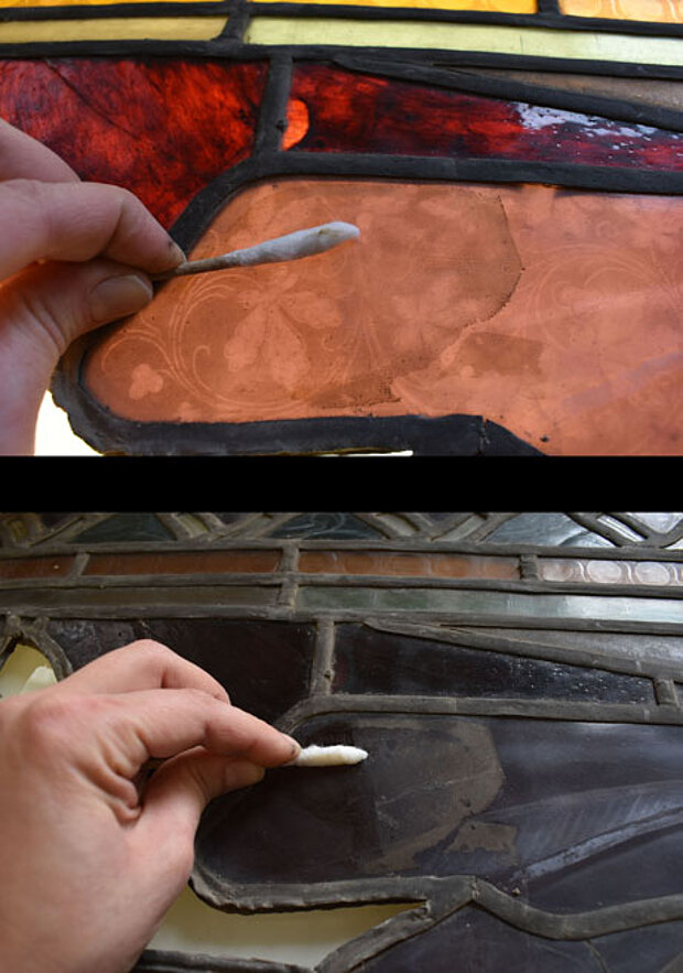 Reinigung von Kleberesten, Fotos: Glasmalerei Peters, Paderborn